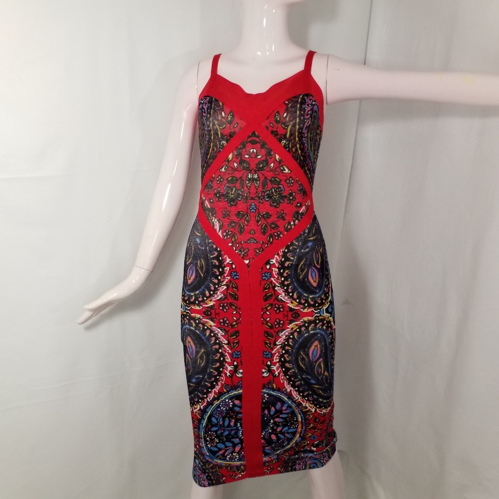 ❤❤bebe figure hugging dress (XS/TP)❤❤